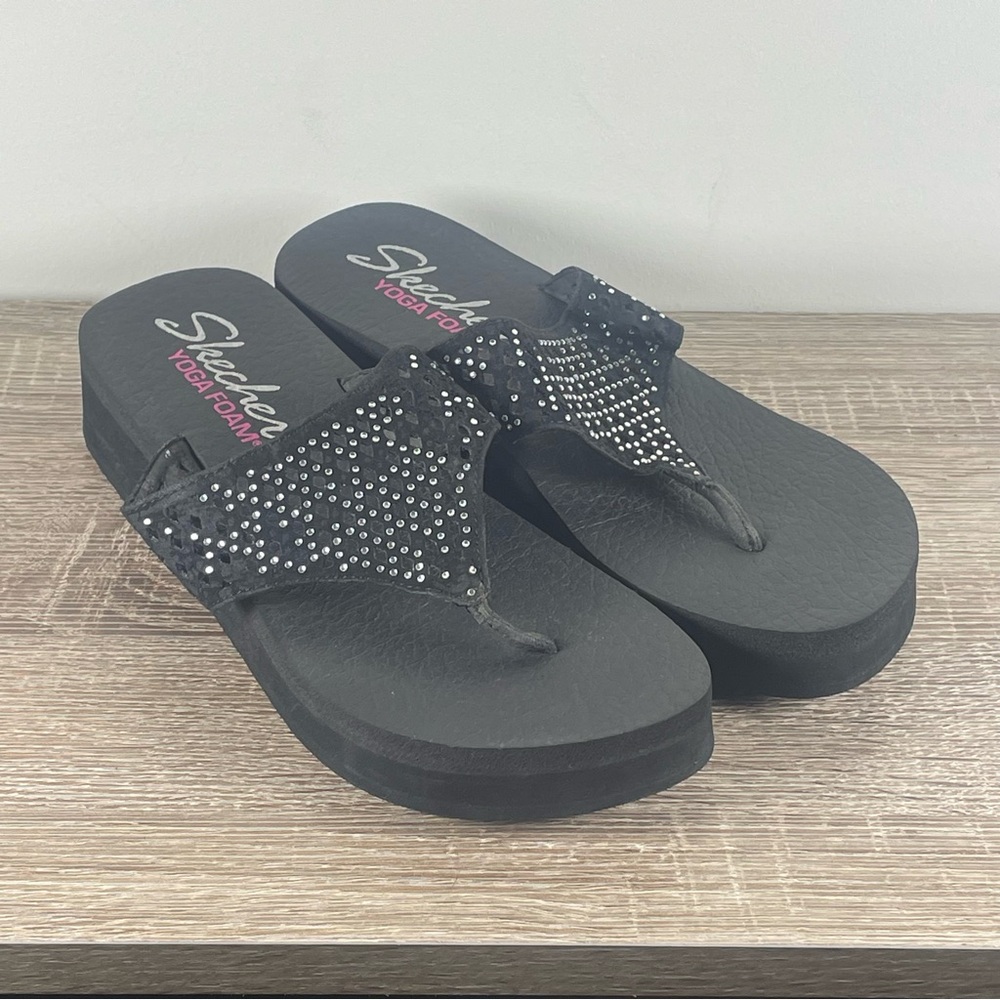 Skechers Platform Thong Sandals
